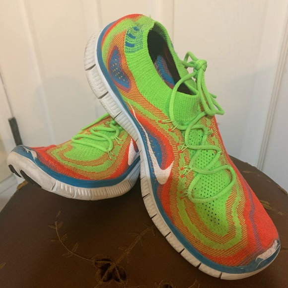 Neon Nike slip on sneakers - Picture 2 of 2